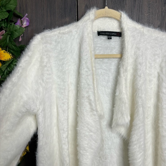 Colleen Lopez Cream Fuzzy Open Front Cardigan Size Small - Picture 5 of 13